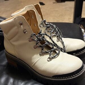 Stylish Women's Cream Ankle Boots